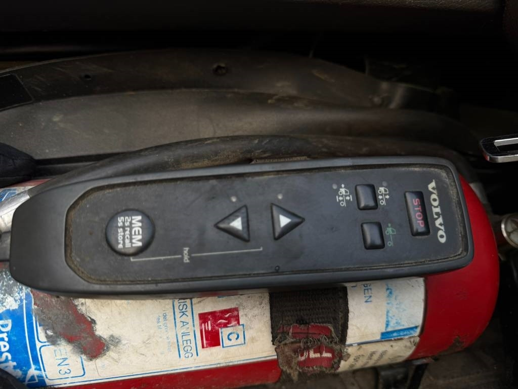 Arrendamiento de  Volvo FH 16 550 6x2 Volvo FH 16 550 6x2: foto 26