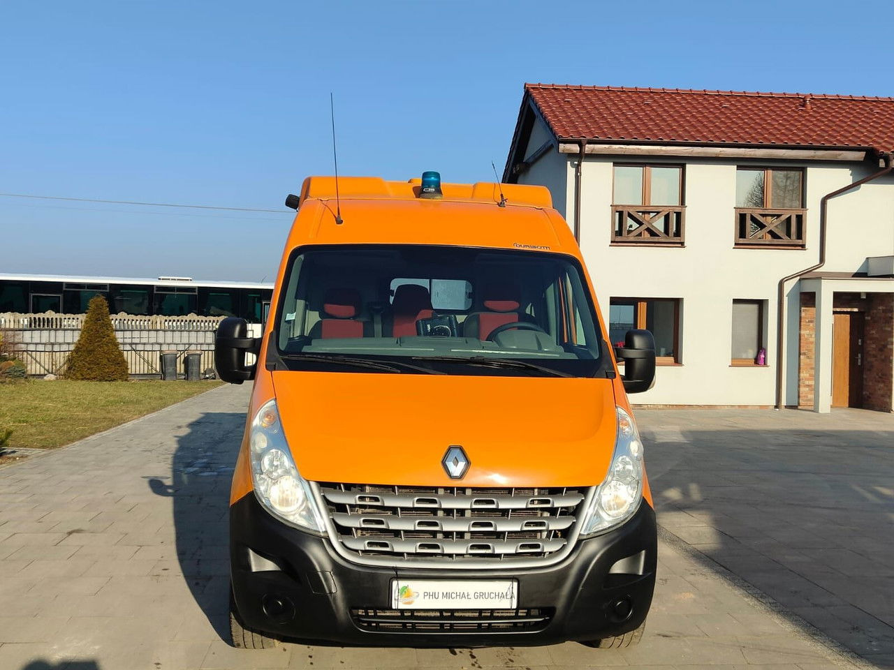 Renault Master Blaszak Roboty drogowe Pomoc drogowa Auto Serwisowe Oświe - Furgón: foto 2 Renault Master Blaszak Roboty drogowe Pomoc drogowa Auto Serwisowe Oświe - Furgón: foto 2