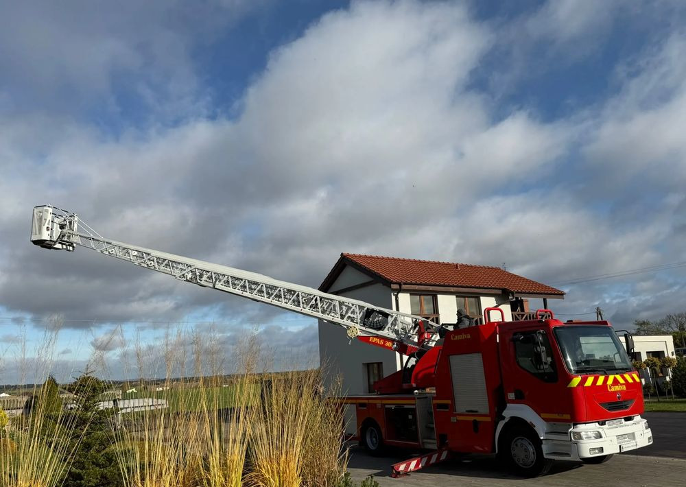 Renault Midlum 210 - Camión de bomberos: foto 4 Renault Midlum 210 - Camión de bomberos: foto 4