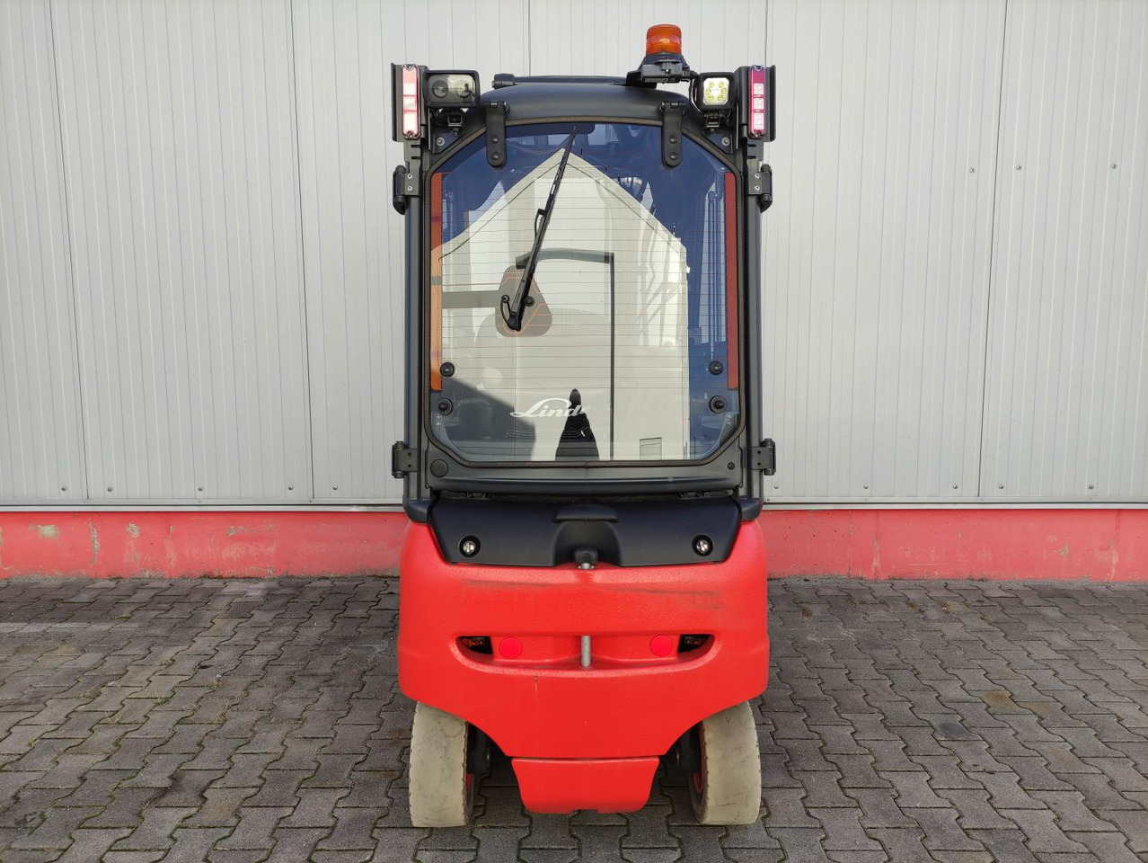 Linde E20PH-02-386-EVO - Carretilla elevadora eléctrica: foto 4 Linde E20PH-02-386-EVO - Carretilla elevadora eléctrica: foto 4