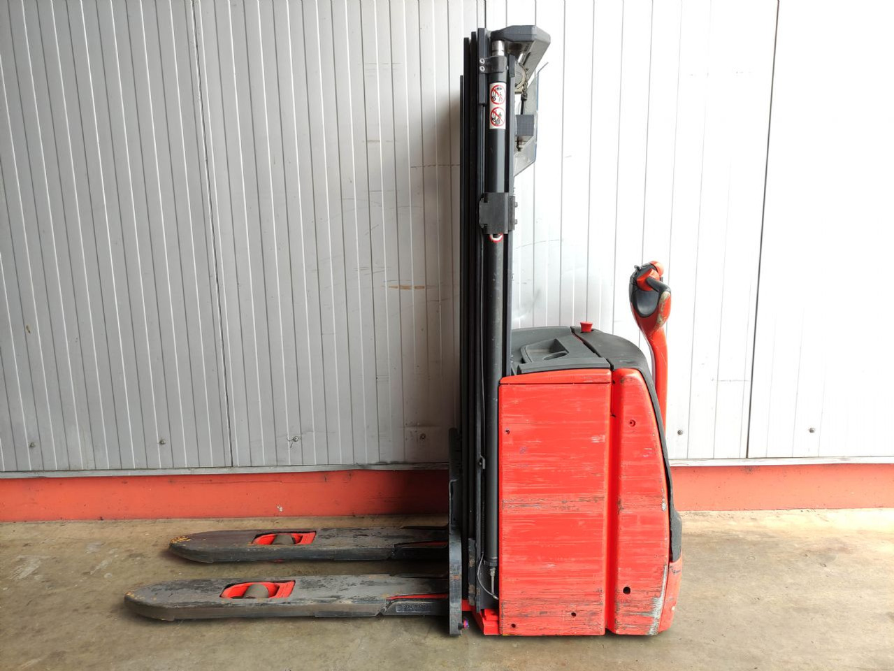 Linde L16-1173 - Apilador: foto 1 Linde L16-1173 - Apilador: foto 1