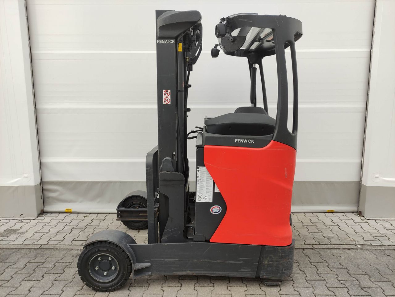 Linde R16G-01-1120 - Retráctil: foto 1 Linde R16G-01-1120 - Retráctil: foto 1