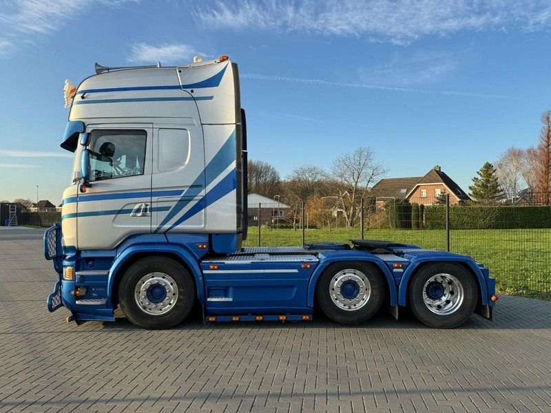 Scania R450 SHOW TRUCK, FULL AIR, SPECIAL INTERIOR, RETARDER, PTO. - Cabeza tractora: foto 5 Scania R450 SHOW TRUCK, FULL AIR, SPECIAL INTERIOR, RETARDER, PTO. - Cabeza tractora: foto 5