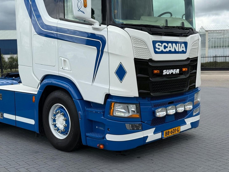 Scania R450 SHOW TRUCK, INTERIOR, STEERING, RETARDER, 570.000 KM. - Cabeza tractora: foto 5 Scania R450 SHOW TRUCK, INTERIOR, STEERING, RETARDER, 570.000 KM. - Cabeza tractora: foto 5