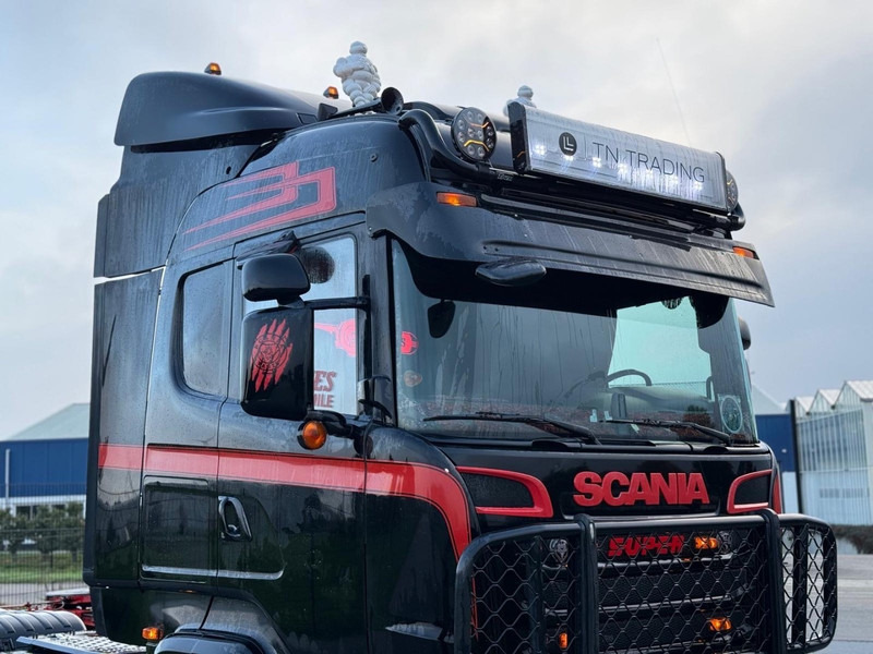 Scania R580 V8 SHOWTRUCK, VOLLUCHT, LEER, RETARDER, BULLBAR, 3.15WB. - Cabeza tractora: foto 2 Scania R580 V8 SHOWTRUCK, VOLLUCHT, LEER, RETARDER, BULLBAR, 3.15WB. - Cabeza tractora: foto 2