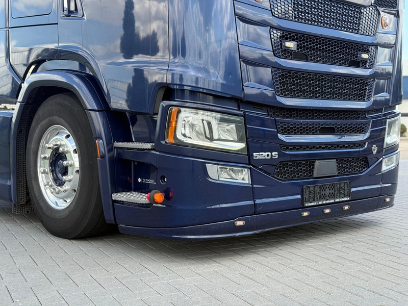 Scania S520 VOLLUCHT, ALCOA, 6 LUCHT BALGEN, LEER. - Cabeza tractora: foto 4 Scania S520 VOLLUCHT, ALCOA, 6 LUCHT BALGEN, LEER. - Cabeza tractora: foto 4