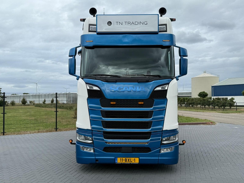 Scania S660 BOOGIE, VOLLUCHT, RETARDER, LEER. - Cabeza tractora: foto 3 Scania S660 BOOGIE, VOLLUCHT, RETARDER, LEER. - Cabeza tractora: foto 3