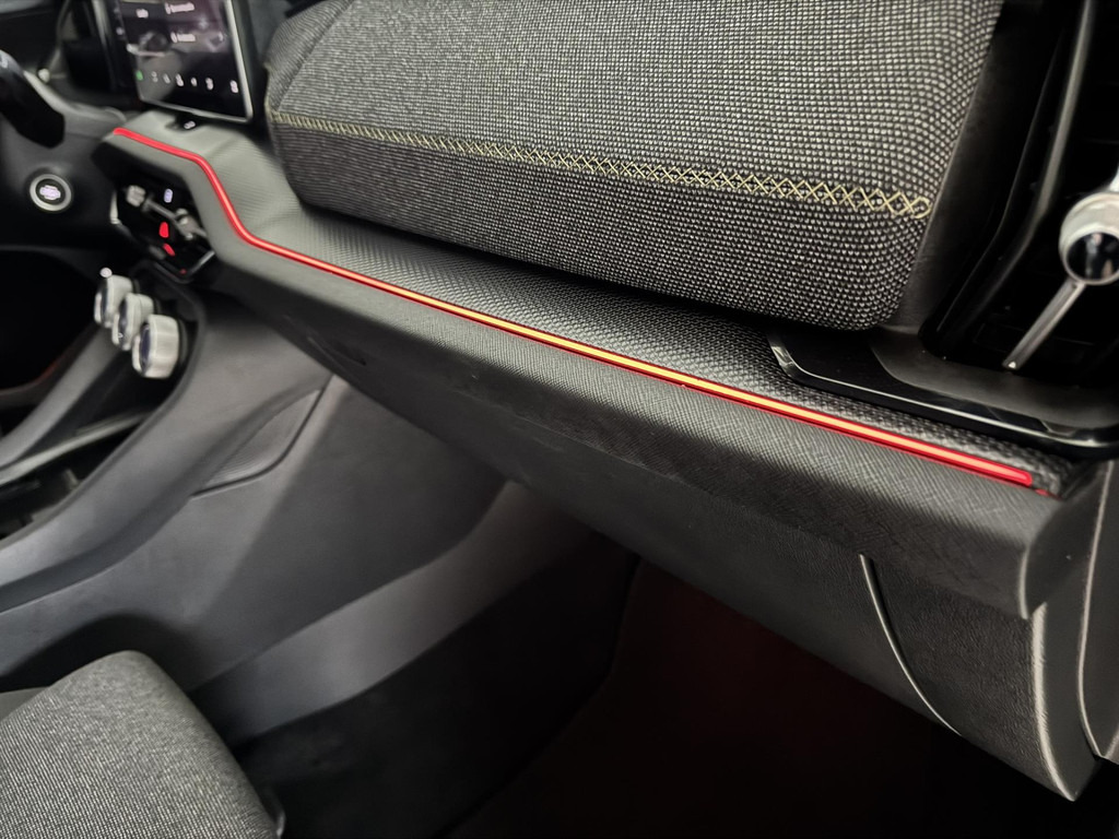 SUV/ Todoterreno Škoda Kodiaq-1.5 TSI PHEV Business Edition Full LED Adaptive cruis Climate Stoel-Stuurverwarming Apple / Android Navi Camera: foto 41 SUV/ Todoterreno Škoda Kodiaq-1.5 TSI PHEV Business Edition Full LED Adaptive cruis Climate Stoel-Stuurverwarming Apple / Android Navi Camera: foto 41