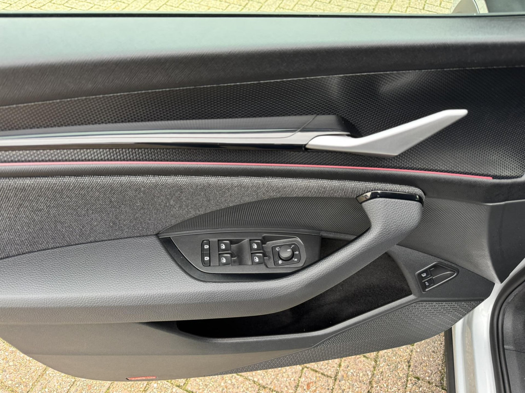 SUV/ Todoterreno Škoda Kodiaq-1.5 TSI PHEV Business Edition Full LED Adaptive cruis Climate Stoel-Stuurverwarming Apple / Android Navi Camera: foto 20 SUV/ Todoterreno Škoda Kodiaq-1.5 TSI PHEV Business Edition Full LED Adaptive cruis Climate Stoel-Stuurverwarming Apple / Android Navi Camera: foto 20