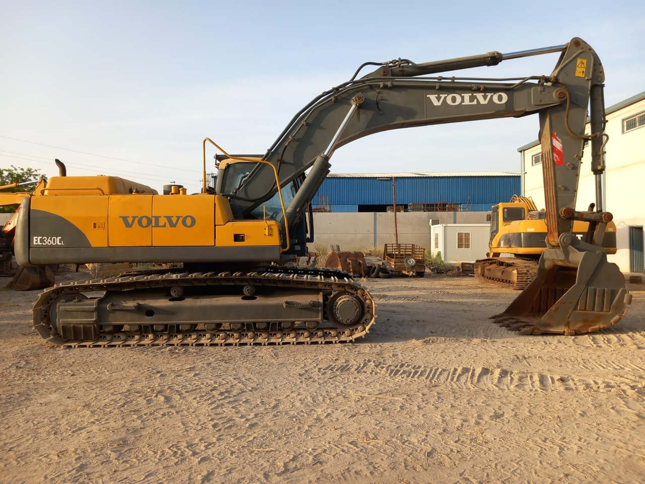 VOLVO 360LC - Excavadora de cadenas: foto 1 VOLVO 360LC - Excavadora de cadenas: foto 1