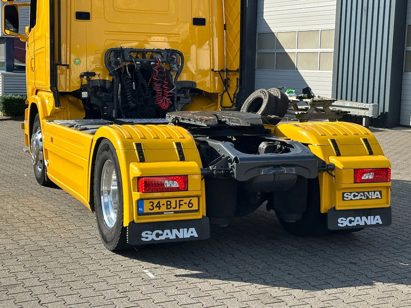 Scania G450 Retarder / Full Spoiler / Alcoa / Smart Tacho / Euro 6 - Cabeza tractora: foto 5 Scania G450 Retarder / Full Spoiler / Alcoa / Smart Tacho / Euro 6 - Cabeza tractora: foto 5