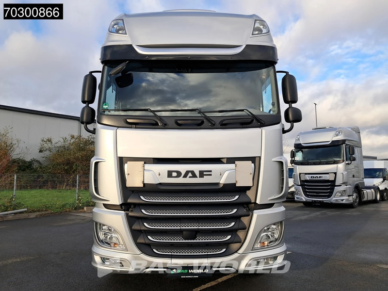 DAF XF 480 4X2 SSC Retarder 2xTanks ACC LED Standklima Euro 6 - Cabeza tractora: foto 3 DAF XF 480 4X2 SSC Retarder 2xTanks ACC LED Standklima Euro 6 - Cabeza tractora: foto 3
