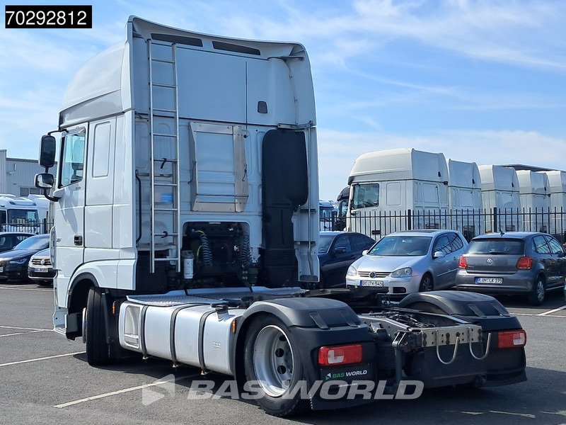 DAF XF 530 4X2 Mega Retarder Standairco ACC Euro 6 - Cabeza tractora: foto 2 DAF XF 530 4X2 Mega Retarder Standairco ACC Euro 6 - Cabeza tractora: foto 2