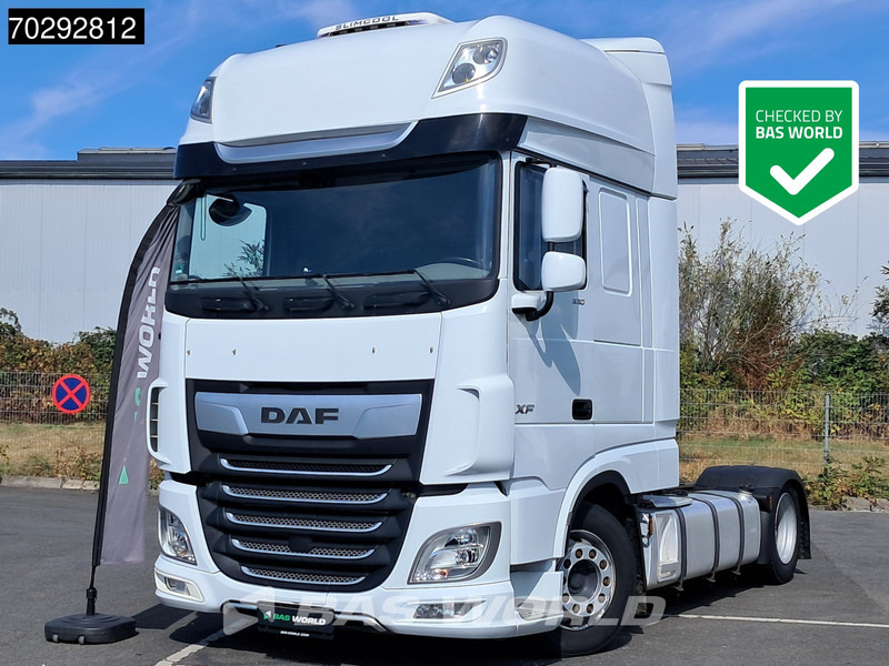 DAF XF 530 4X2 Mega Retarder Standairco ACC Euro 6 - Cabeza tractora: foto 1 DAF XF 530 4X2 Mega Retarder Standairco ACC Euro 6 - Cabeza tractora: foto 1
