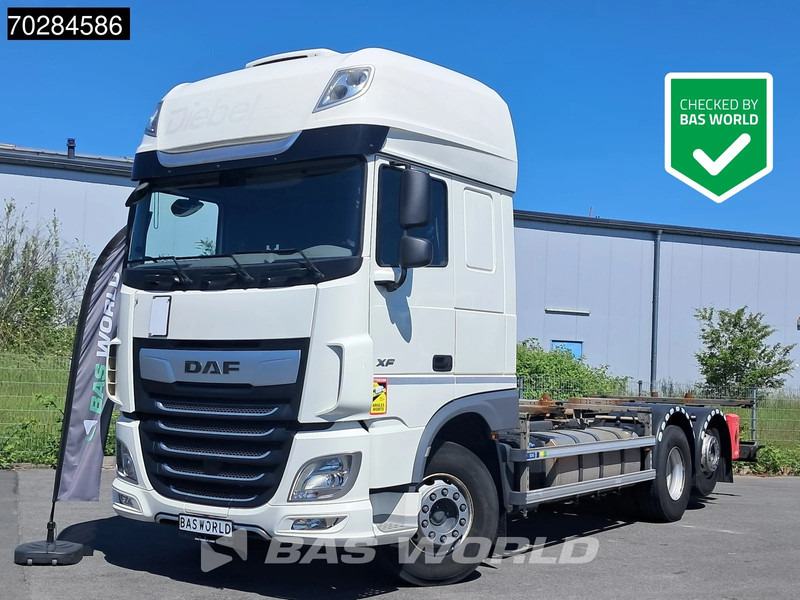 DAF XF 480 6X2 SSC Retarder 2x Tanks Lif+Lenkachse Standklima LED ACC - Camión portacontenedore/ Intercambiable: foto 1 DAF XF 480 6X2 SSC Retarder 2x Tanks Lif+Lenkachse Standklima LED ACC - Camión portacontenedore/ Intercambiable: foto 1