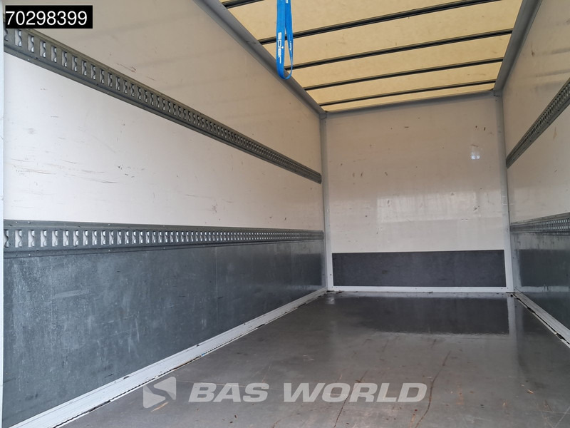 MAN TGE 3.140 Ladebordwand Automatik 140PS Koffer Kamera Tempomat Klima Euro6 A/C Cruise control - Furgoneta caja cerrada: foto 5 MAN TGE 3.140 Ladebordwand Automatik 140PS Koffer Kamera Tempomat Klima Euro6 A/C Cruise control - Furgoneta caja cerrada: foto 5