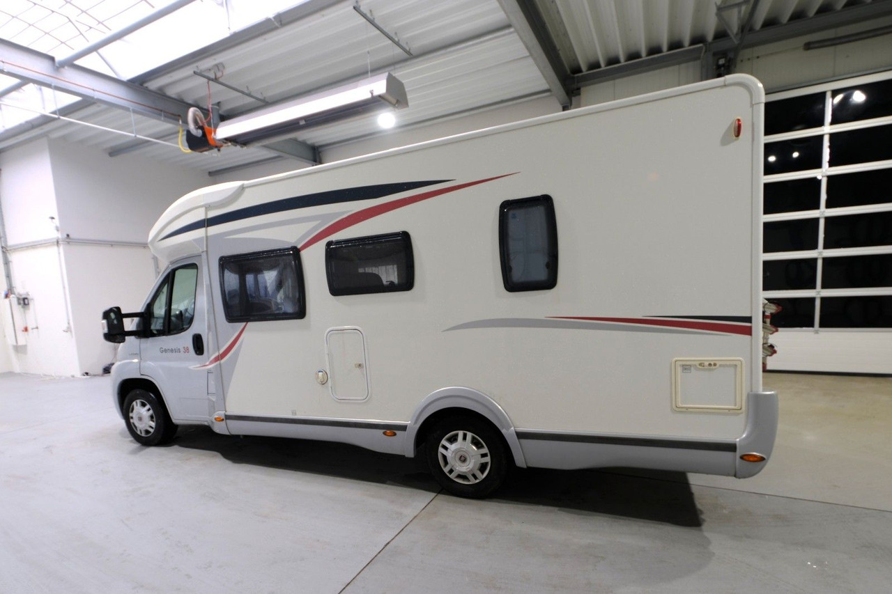 Challenger Genesis 38/1.Hand/Festbett/Klima/Markise/Finanz. - Autocaravana perfilada: foto 4 Challenger Genesis 38/1.Hand/Festbett/Klima/Markise/Finanz. - Autocaravana perfilada: foto 4