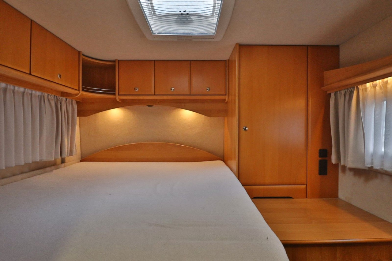 Autocaravana integral Concorde Charisma I 880 F/Automatik/Festbett/Klima/Solar Concorde Charisma I 880 F/Automatik/Festbett/Klima/Solar: foto 13