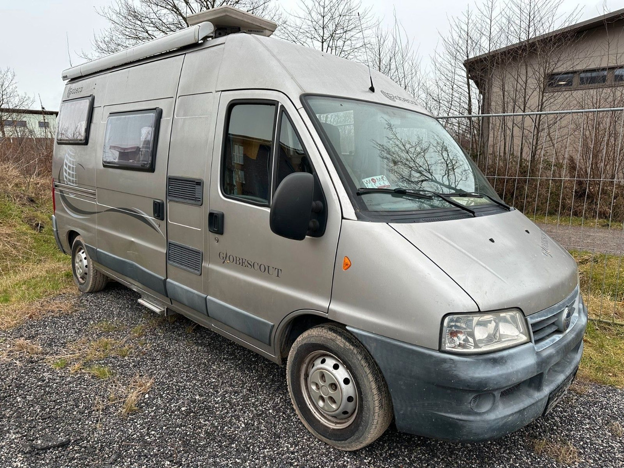 Globecar Globescout / Festbett / SAT /Klima Globecar Globescout / Festbett / SAT /Klima - Cámper: foto 2 Globecar Globescout / Festbett / SAT /Klima Globecar Globescout / Festbett / SAT /Klima - Cámper: foto 2