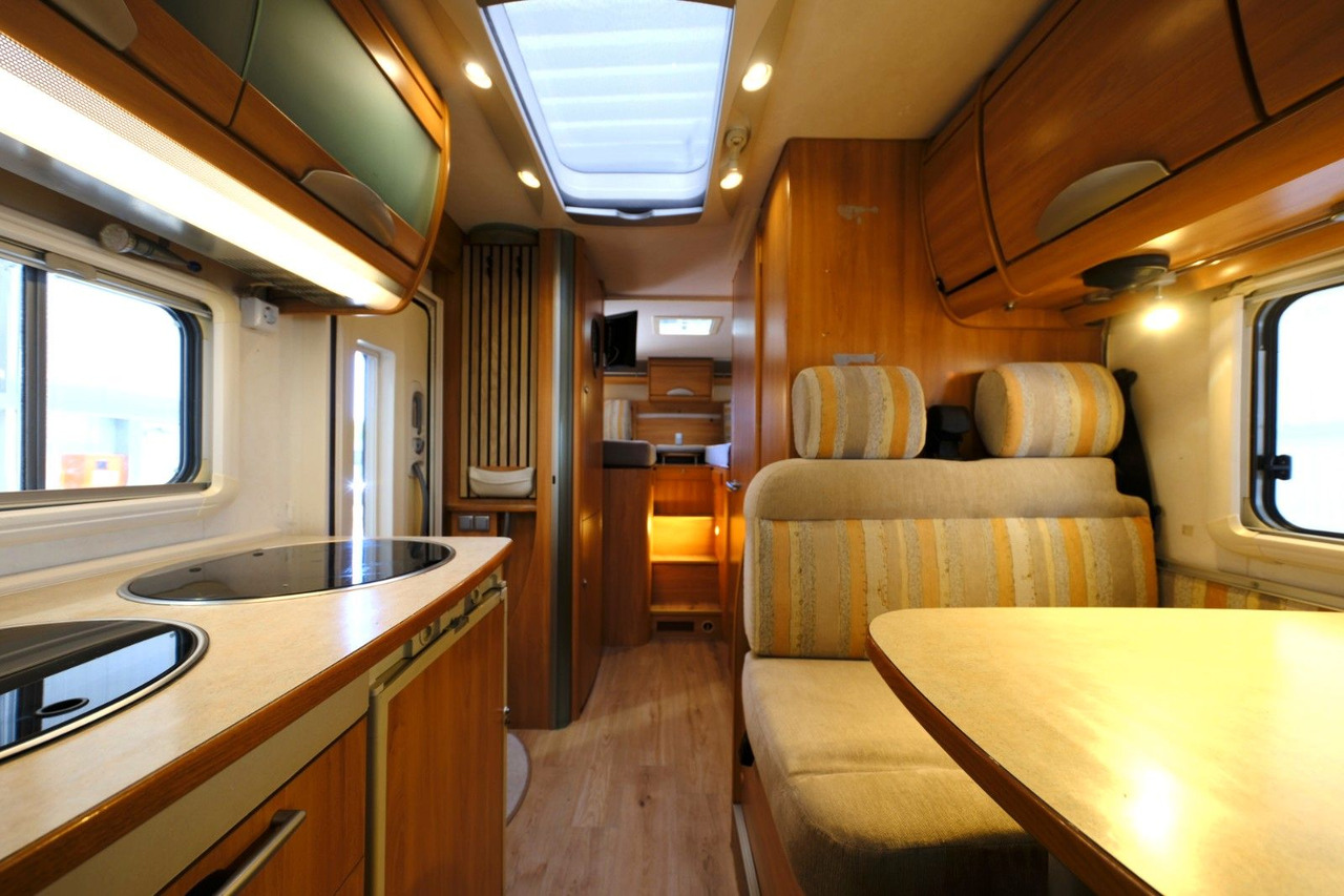 Autocaravana perfilada HYMER / ERIBA / HYMERCAR Tramp T 674 SL/Einzelbetten/Garage/Solar/Klima: foto 13