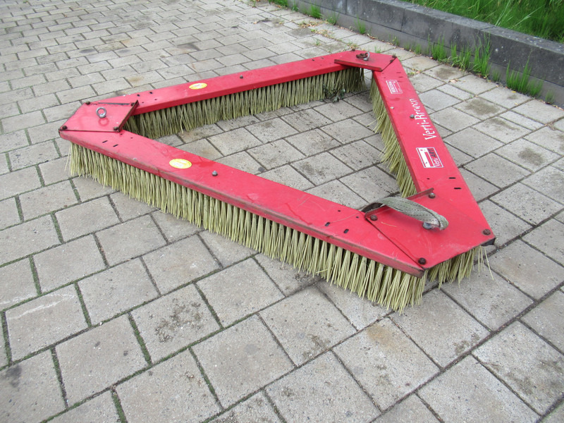 Grasveger 3-PT hef Kunstgras Sleep - Motoazada: foto 3 Grasveger 3-PT hef Kunstgras Sleep - Motoazada: foto 3