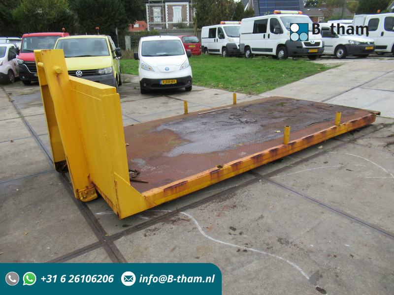 HAAKARM Haakarm PLateau 520 x 250 HOOKLIFT PLATFORM - Contenedor de gancho: foto 1 HAAKARM Haakarm PLateau 520 x 250 HOOKLIFT PLATFORM - Contenedor de gancho: foto 1