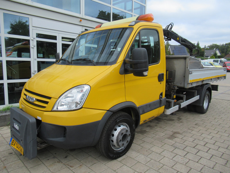 Iveco Daily 65C15 Kipper + HIAB 044 Kraan Kran Crane - Furgoneta basculante: foto 2 Iveco Daily 65C15 Kipper + HIAB 044 Kraan Kran Crane - Furgoneta basculante: foto 2