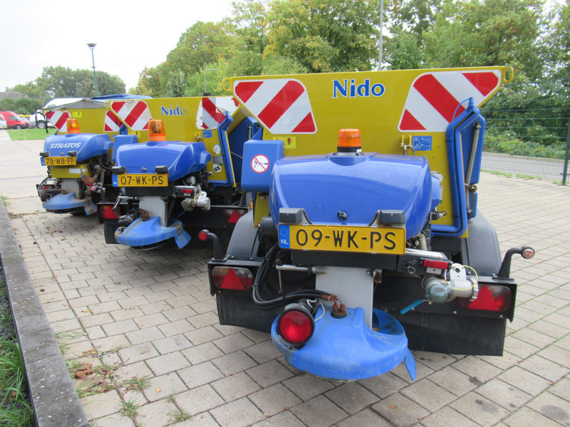 NIDO Stratos B11L-18 ACLN280 1,1M3 + 500L. Zoutstrooier Salzstreuer Saltspreader - Esparcidor de sal: foto 3 NIDO Stratos B11L-18 ACLN280 1,1M3 + 500L. Zoutstrooier Salzstreuer Saltspreader - Esparcidor de sal: foto 3