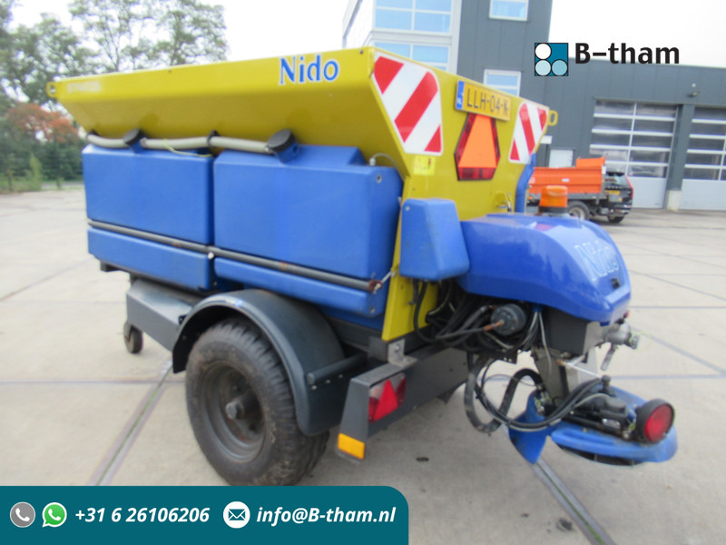 NIDO Stratos B17KR-21 AWCLN-350 1,7M3 + 850L Salzstreuer Zoutstrooier Saltspreader - Esparcidor de sal: foto 1 NIDO Stratos B17KR-21 AWCLN-350 1,7M3 + 850L Salzstreuer Zoutstrooier Saltspreader - Esparcidor de sal: foto 1