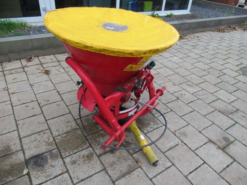 Rondini Toy P100 Kunstmest / Zout - Strooier - Esparcidor de sal: foto 3 Rondini Toy P100 Kunstmest / Zout - Strooier - Esparcidor de sal: foto 3