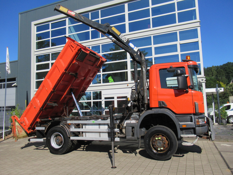 Scania P 114 CB 4x4 HZ 340 3-W. Tipper - 3-S. Kipper + HMF 1063 Crane Kran - Camión volquete, Camión grúa: foto 3 Scania P 114 CB 4x4 HZ 340 3-W. Tipper - 3-S. Kipper + HMF 1063 Crane Kran - Camión volquete, Camión grúa: foto 3