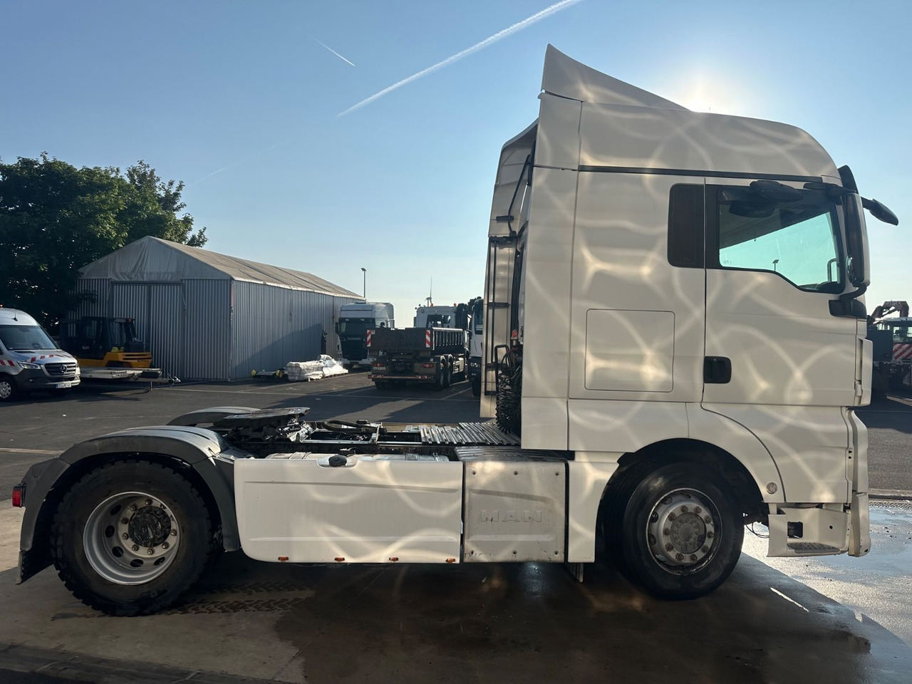 MAN TGX 18.460 Retarder/Kipphydraulik/Differenzialsp - Cabeza tractora: foto 5 MAN TGX 18.460 Retarder/Kipphydraulik/Differenzialsp - Cabeza tractora: foto 5