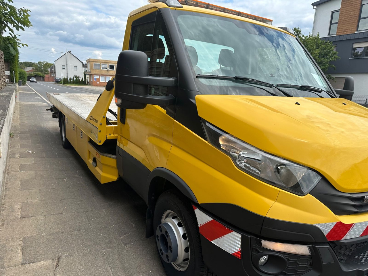 Iveco Daily 70c18 Schiebeplateau/Seilwinde/Klima - Grua de remolque autos: foto 3 Iveco Daily 70c18 Schiebeplateau/Seilwinde/Klima - Grua de remolque autos: foto 3