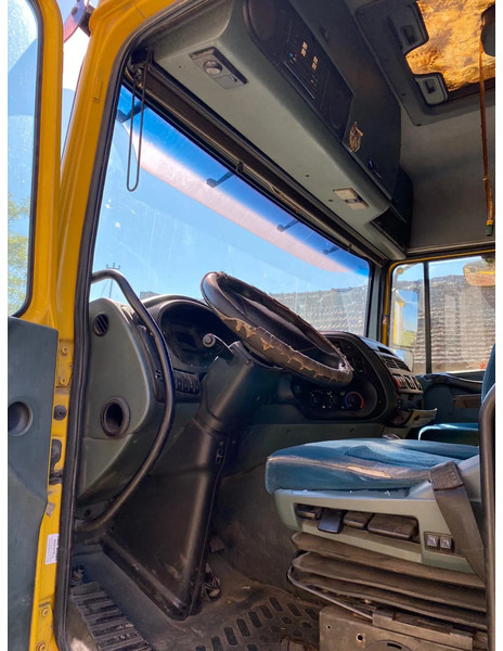 DAF XF 95.430 - Cabeza tractora: foto 5 DAF XF 95.430 - Cabeza tractora: foto 5