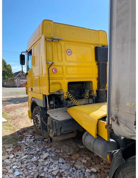 DAF XF 95.430 - Cabeza tractora: foto 3 DAF XF 95.430 - Cabeza tractora: foto 3