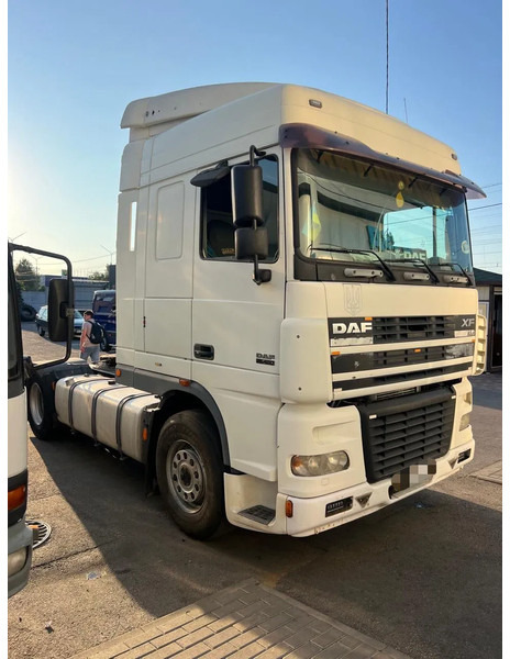DAF XF 95.480 Manual - Tractor industrial: foto 2 DAF XF 95.480 Manual - Tractor industrial: foto 2