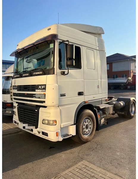 DAF XF 95.480 Manual - Tractor industrial: foto 1 DAF XF 95.480 Manual - Tractor industrial: foto 1