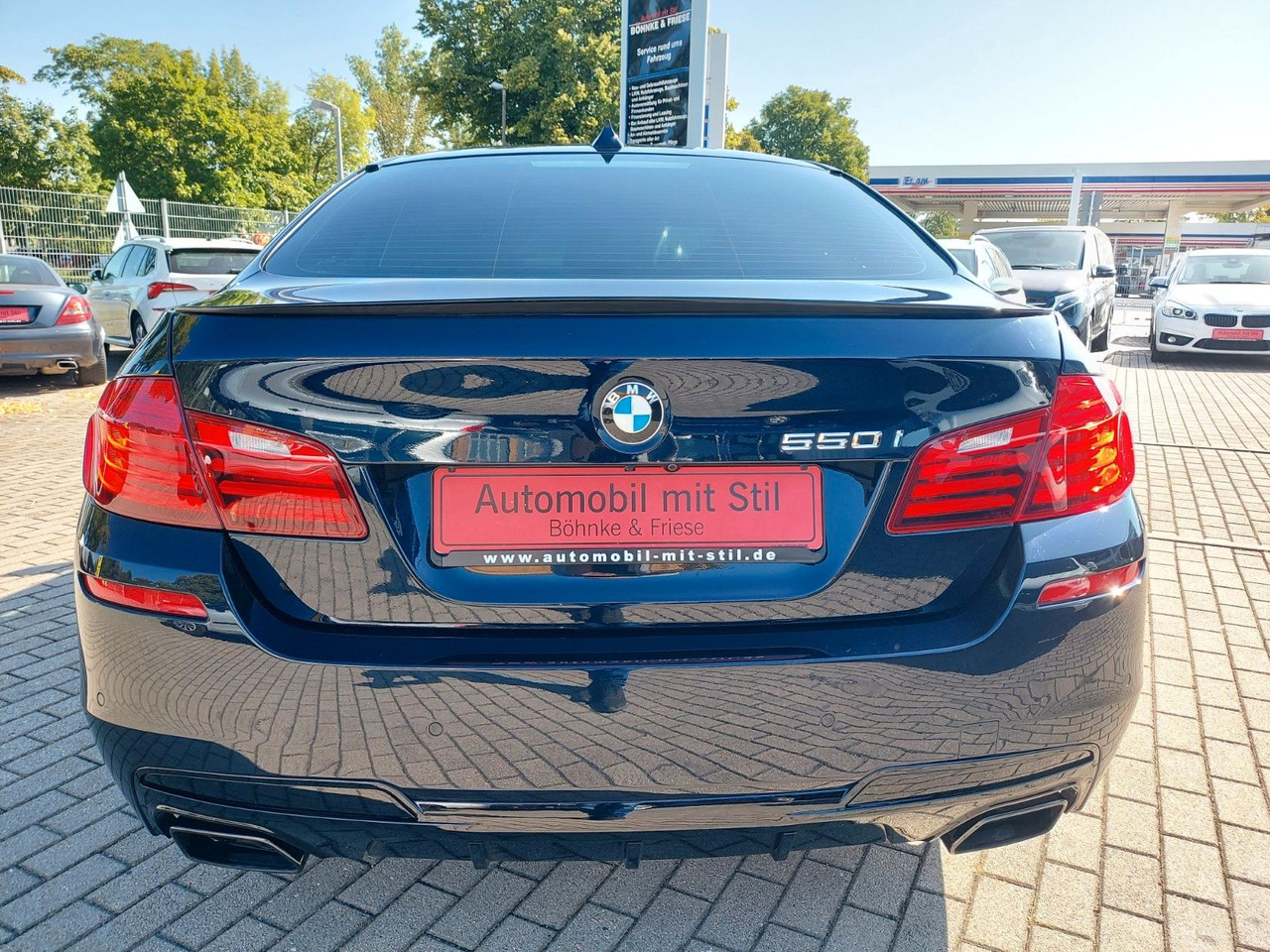 BMW 550i Limousine Autom. M-Sport HUD Glasdach H&K - Berlina: foto 5 BMW 550i Limousine Autom. M-Sport HUD Glasdach H&K - Berlina: foto 5