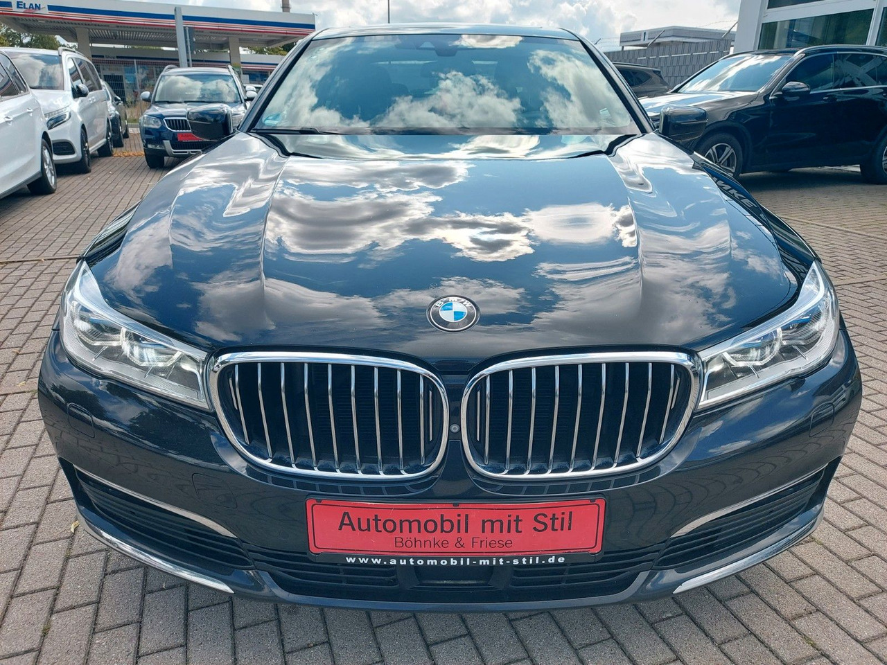 BMW 740 Baureihe 7 Lim 740 d xDrive Glasdach ACC - Berlina: foto 2 BMW 740 Baureihe 7 Lim 740 d xDrive Glasdach ACC - Berlina: foto 2