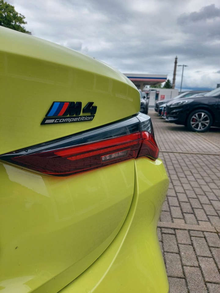 BMW M4 Cabrio G83 xDrive Competition M-Sport H&K - Coche: foto 2 BMW M4 Cabrio G83 xDrive Competition M-Sport H&K - Coche: foto 2