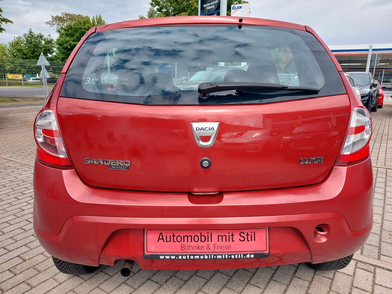 Dacia Sandero 1.4 MPI CD-Radio M+S - Berlina: foto 5 Dacia Sandero 1.4 MPI CD-Radio M+S - Berlina: foto 5