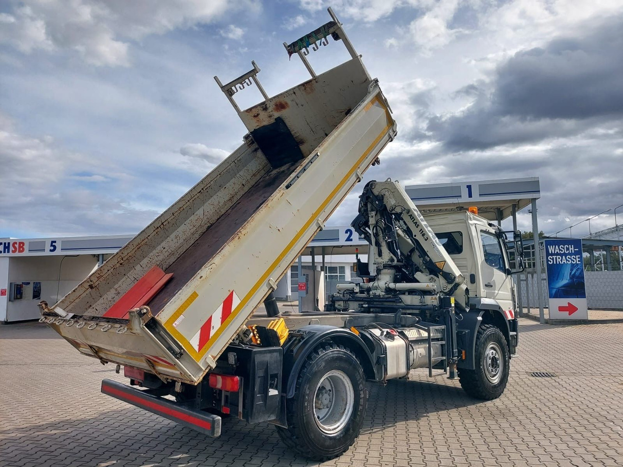 Mercedes-Benz Atego / 1324 MEILLER 4X4 KRAN ATLAS 116.3 Kipper - Camión volquete, Camión grúa: foto 2 Mercedes-Benz Atego / 1324 MEILLER 4X4 KRAN ATLAS 116.3 Kipper - Camión volquete, Camión grúa: foto 2