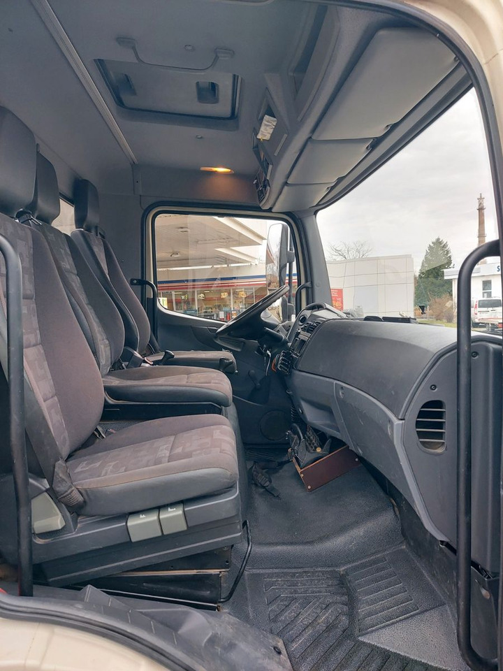 Camión volquete, Camión grúa Mercedes-Benz Atego 2 4-Zyl. 4x2 918 4x2 MEILLER HIAB066 Kran: foto 31 Camión volquete, Camión grúa Mercedes-Benz Atego 2 4-Zyl. 4x2 918 4x2 MEILLER HIAB066 Kran: foto 31