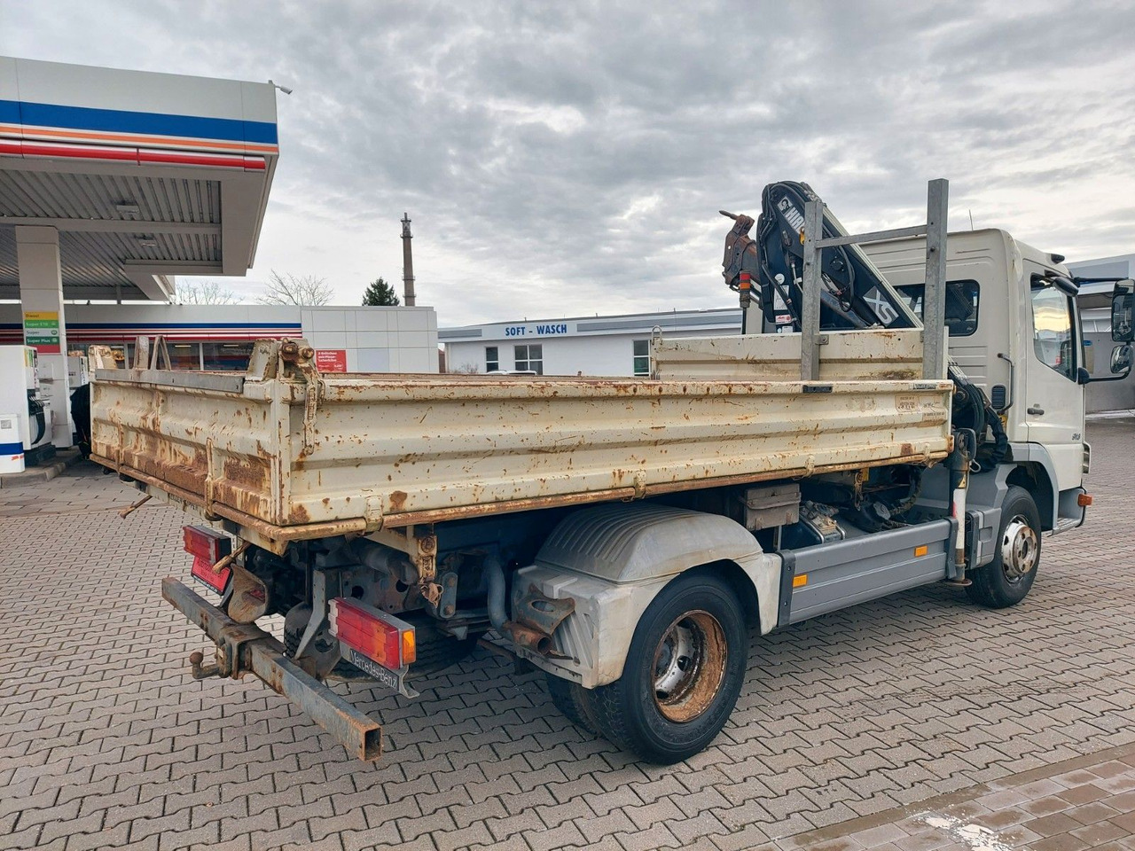 Camión volquete, Camión grúa Mercedes-Benz Atego 2 4-Zyl. 4x2 918 4x2 MEILLER HIAB066 Kran: foto 11 Camión volquete, Camión grúa Mercedes-Benz Atego 2 4-Zyl. 4x2 918 4x2 MEILLER HIAB066 Kran: foto 11