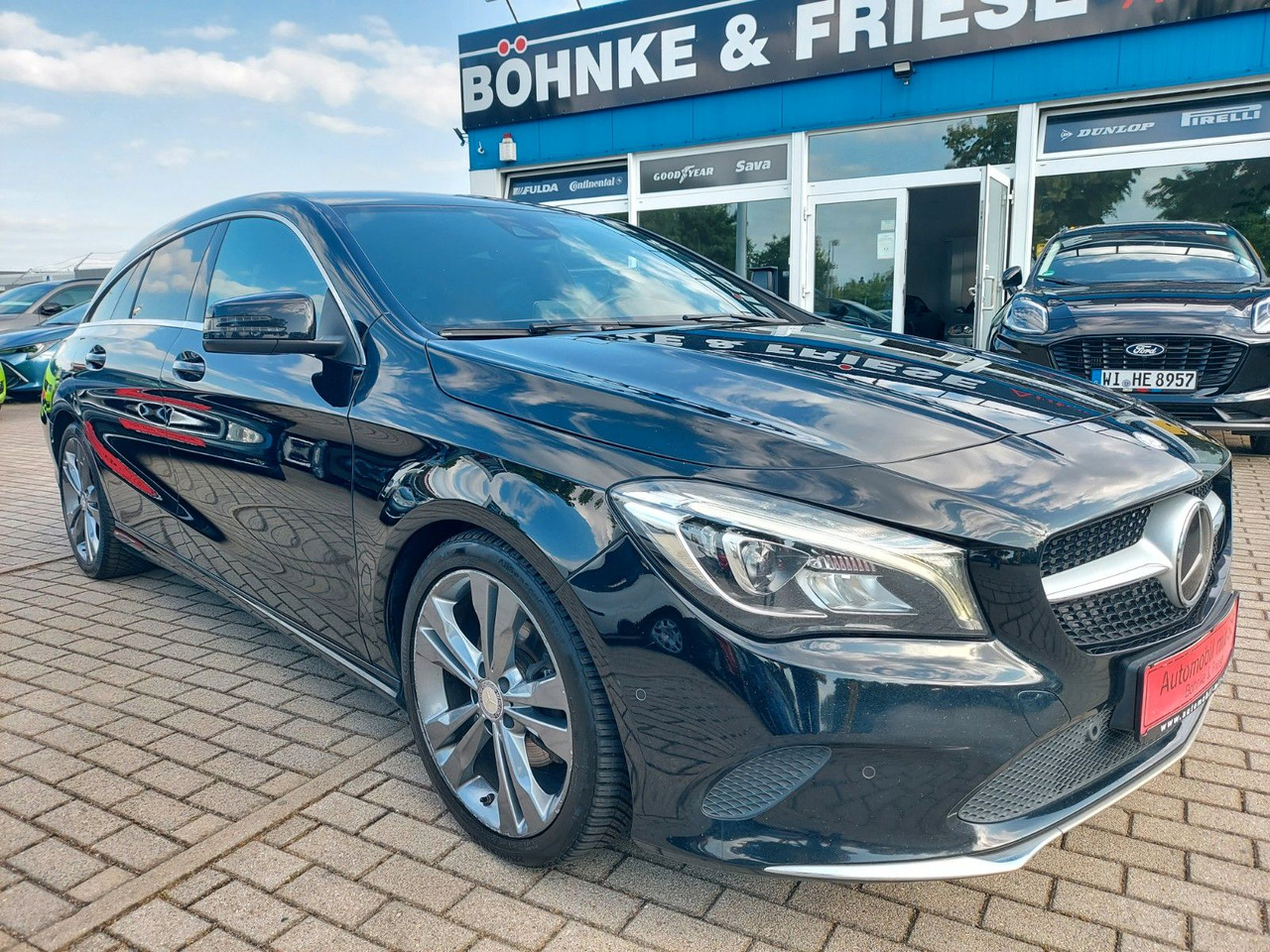 Mercedes-Benz CLA 220 CLA -Klasse Shooting Brake AMG ACC - Coche: foto 1 Mercedes-Benz CLA 220 CLA -Klasse Shooting Brake AMG ACC - Coche: foto 1