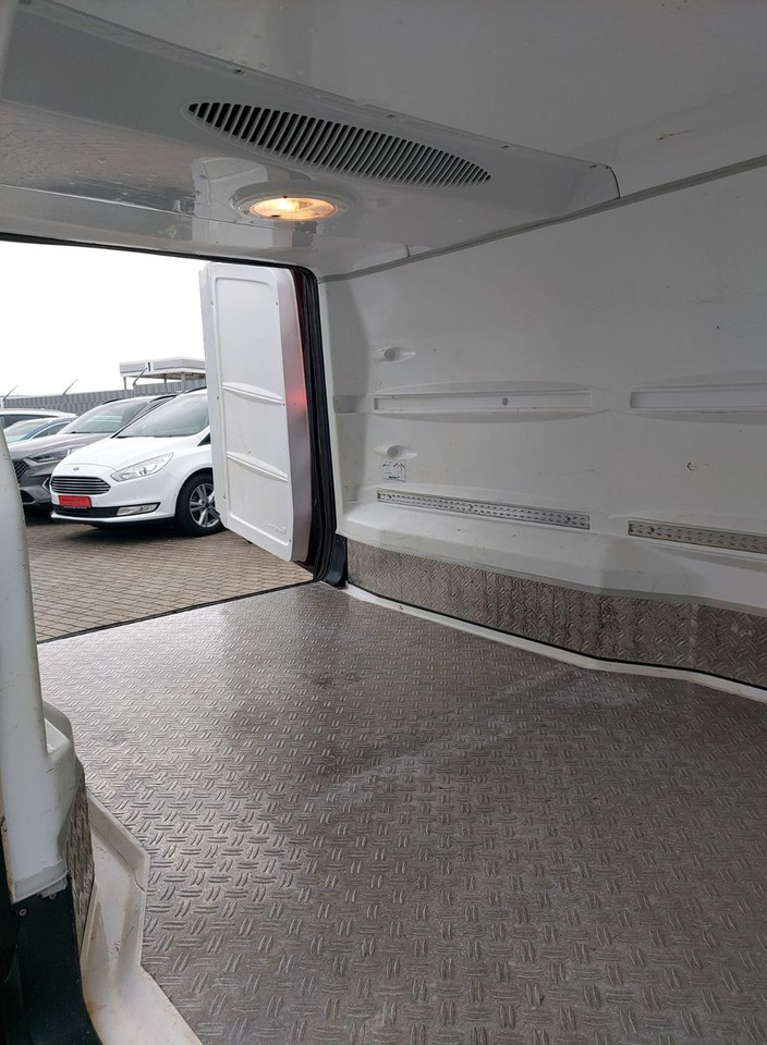 Mercedes-Benz Vito 116 CDI Lang Kühler Cooler KERSTNER 220V - Furgoneta frigorifica: foto 4 Mercedes-Benz Vito 116 CDI Lang Kühler Cooler KERSTNER 220V - Furgoneta frigorifica: foto 4