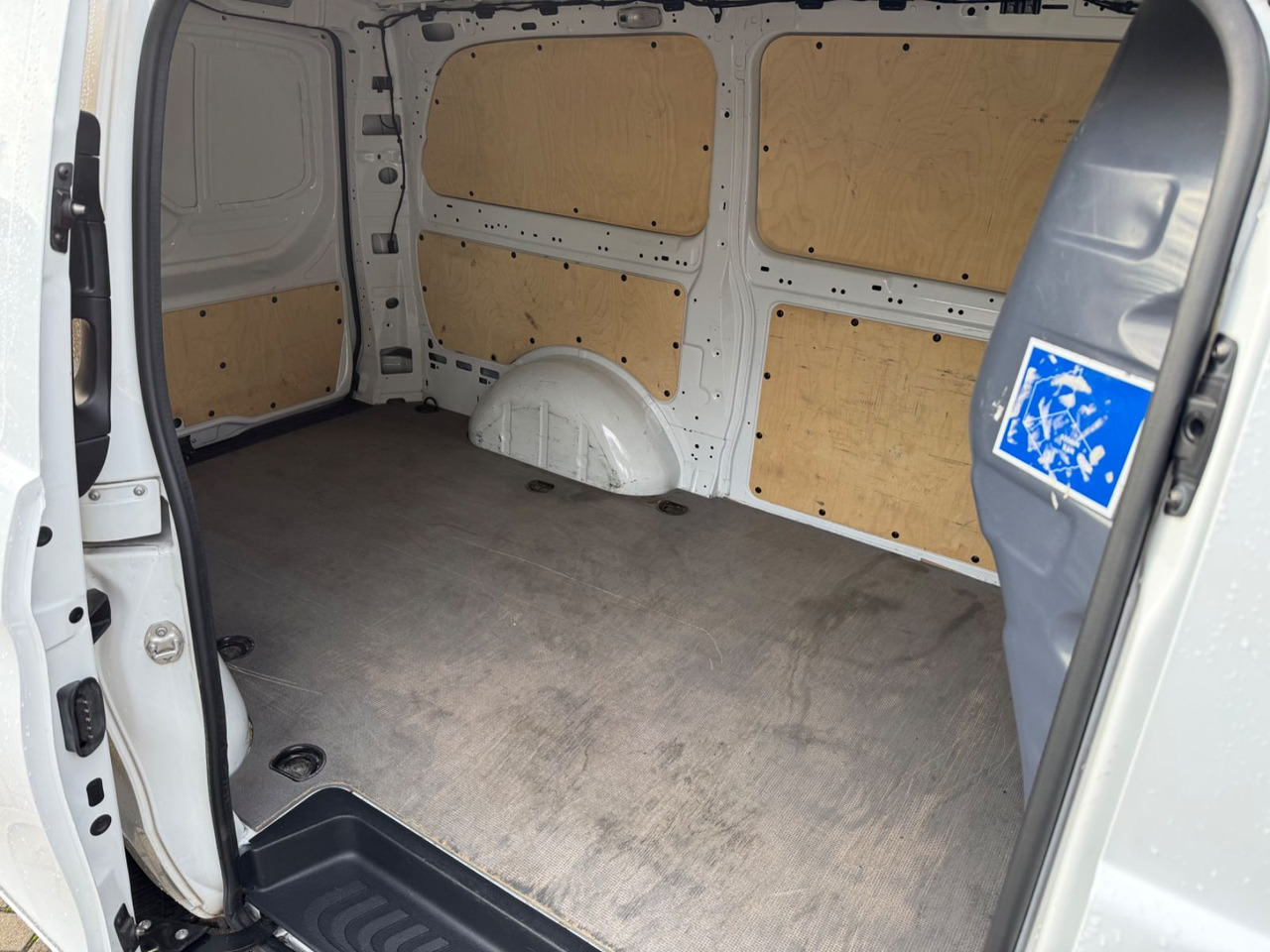 Furgoneta de pasajeros Mercedes-Benz Vito Kasten 114 CDI RWD lang KLIMA NAVI KAMERA P: foto 13