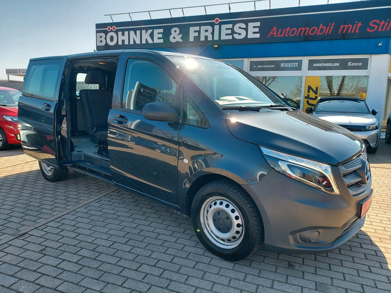 Mercedes-Benz Vito Mixto 116CDI Lang Autom. LED 6 SITZE KAMERA - Furgoneta de pasajeros: foto 1 Mercedes-Benz Vito Mixto 116CDI Lang Autom. LED 6 SITZE KAMERA - Furgoneta de pasajeros: foto 1