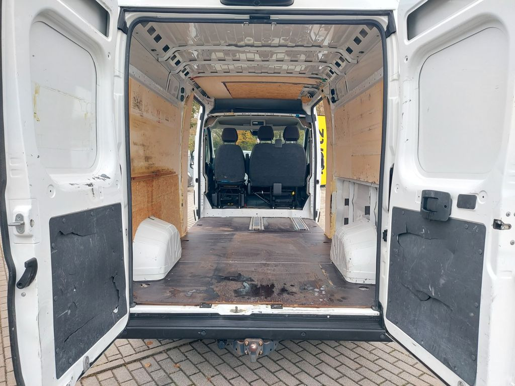 Peugeot Boxer Kasten Hoch L3H2 lang Klima 2x Schiebetür Peugeot Boxer Kasten Hoch L3H2 lang Klima 2x Schiebetür - Minibús, Furgoneta de pasajeros: foto 2 Peugeot Boxer Kasten Hoch L3H2 lang Klima 2x Schiebetür Peugeot Boxer Kasten Hoch L3H2 lang Klima 2x Schiebetür - Minibús, Furgoneta de pasajeros: foto 2