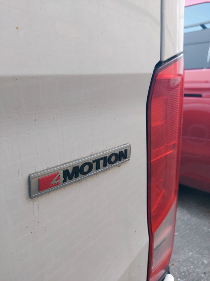 Volkswagen Crafter Kasten 35 lang Hochdach 4MOTION Maxi - Furgoneta de pasajeros: foto 1 Volkswagen Crafter Kasten 35 lang Hochdach 4MOTION Maxi - Furgoneta de pasajeros: foto 1